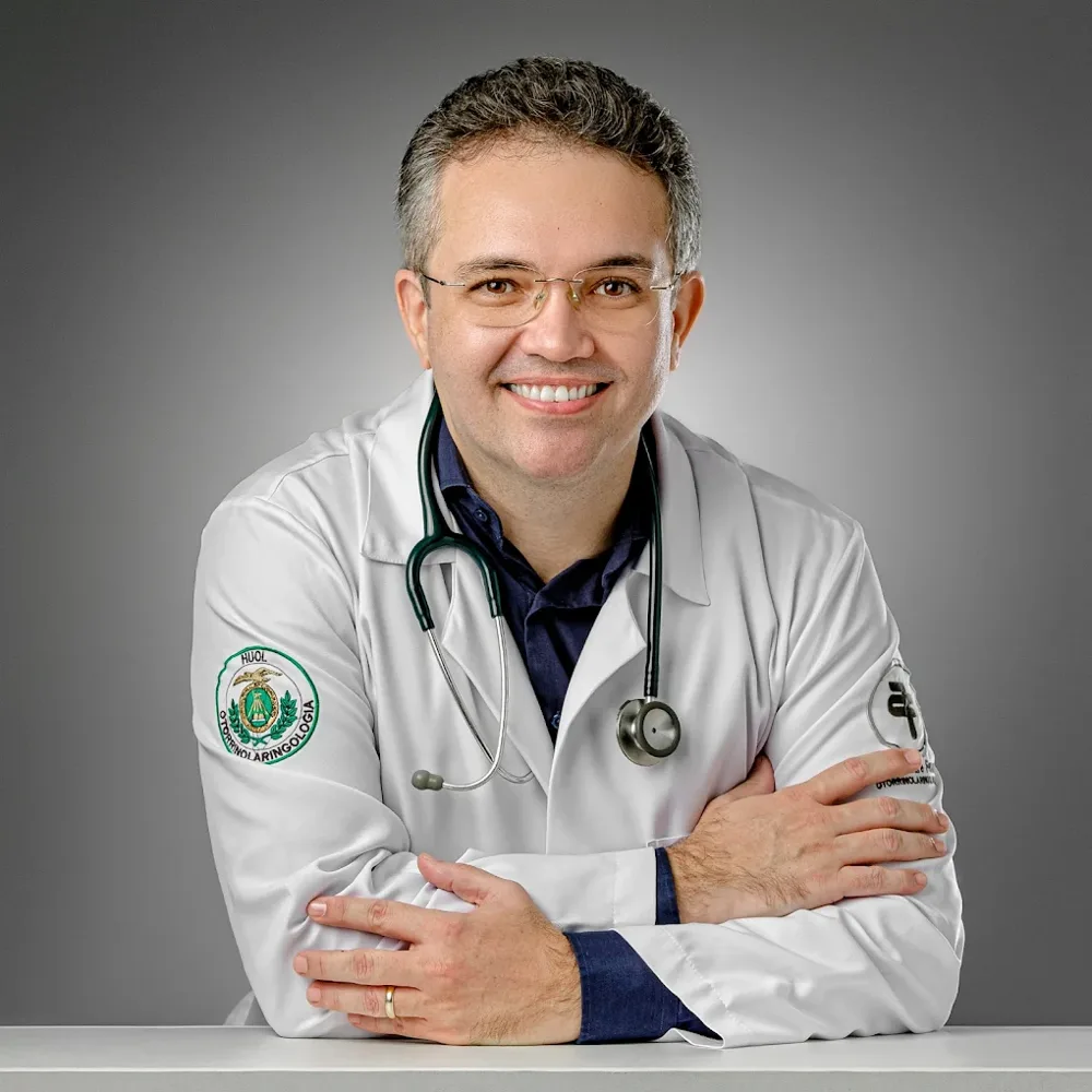 Dr. Alexandre Fernandes